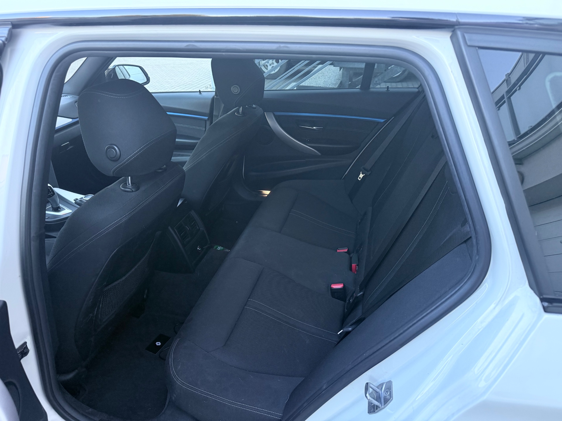 Bmw 320i f31 - zdjęcie 4