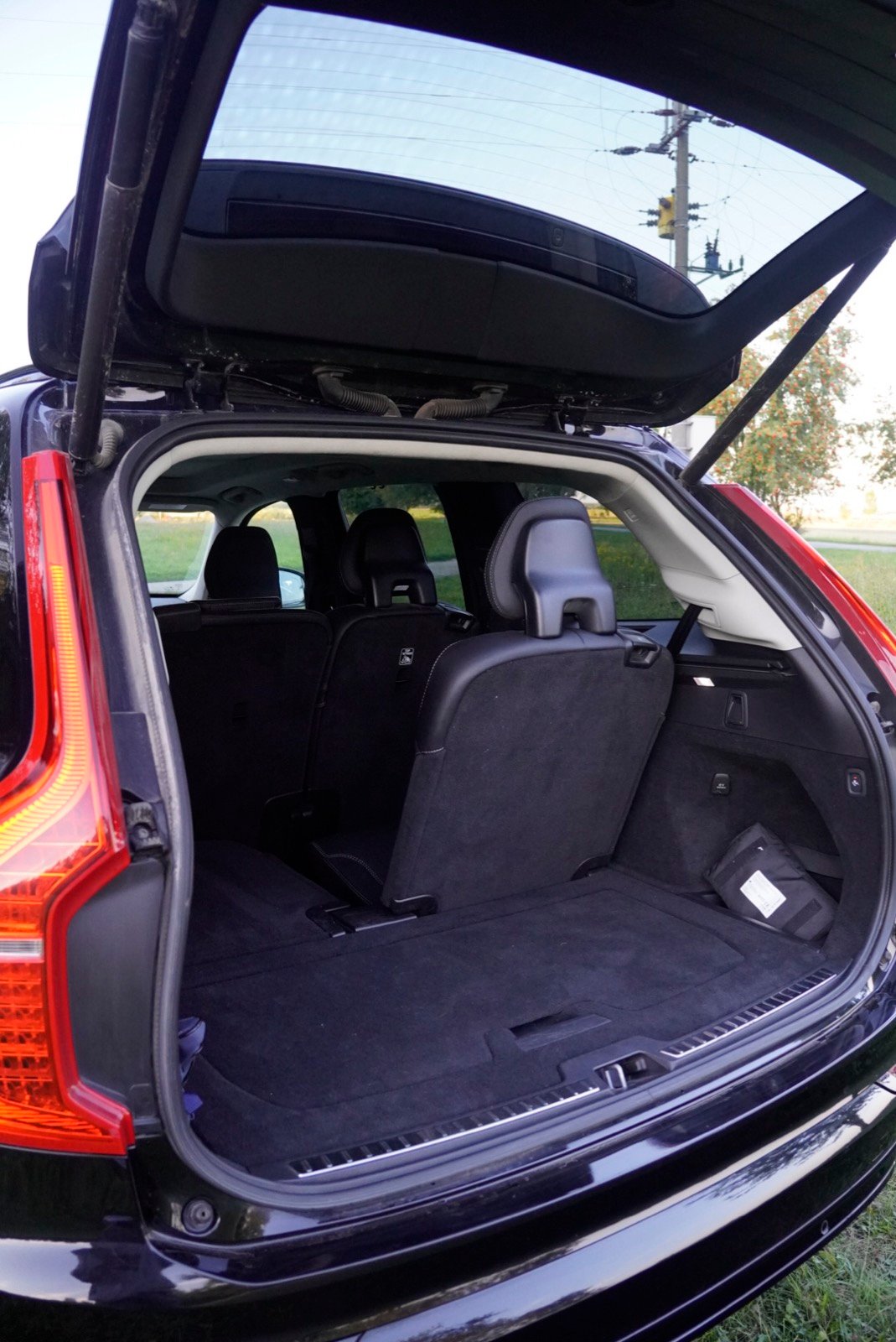 Volvo XC90 B5 D AWD Ultimate Dark 2022 - cesja leasingu - zdjęcie 8