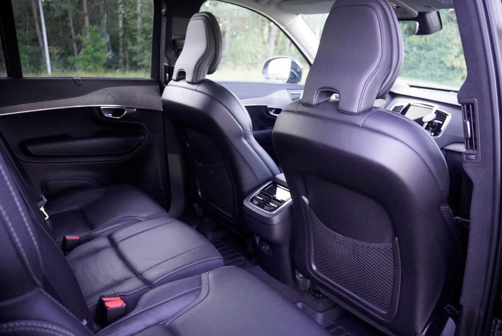 Volvo XC90 B5 D AWD Ultimate Dark 2022 - cesja leasingu - zdjęcie 6
