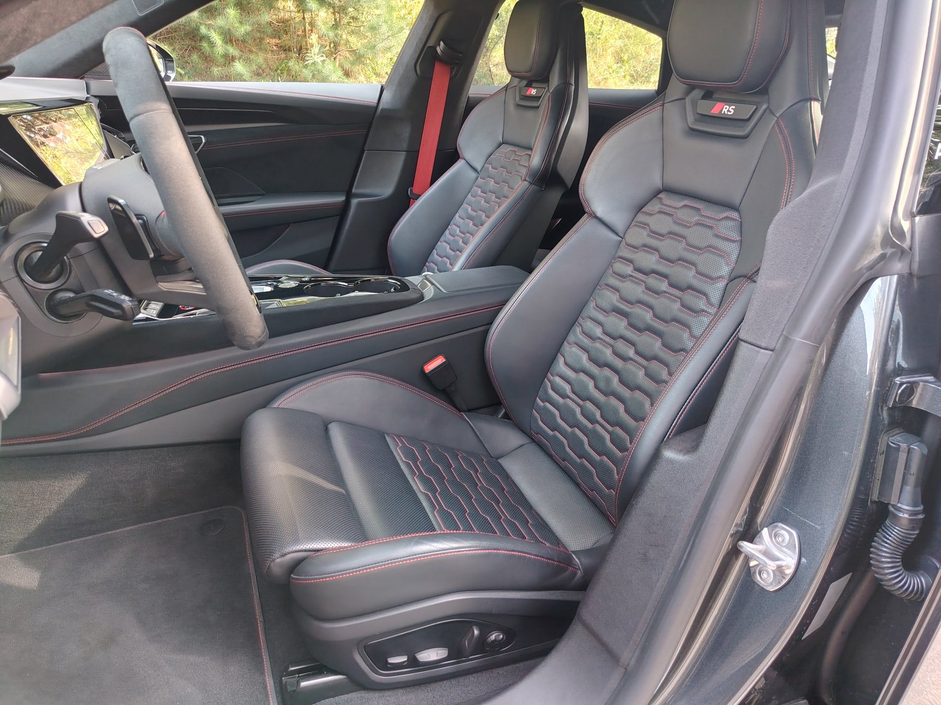 CESJA NAJMU ALLINCLUSIVE Audi RS e-tron GT 856KM Poliftowy Konfiguracja za prawie 1 MLN - zdjęcie 5