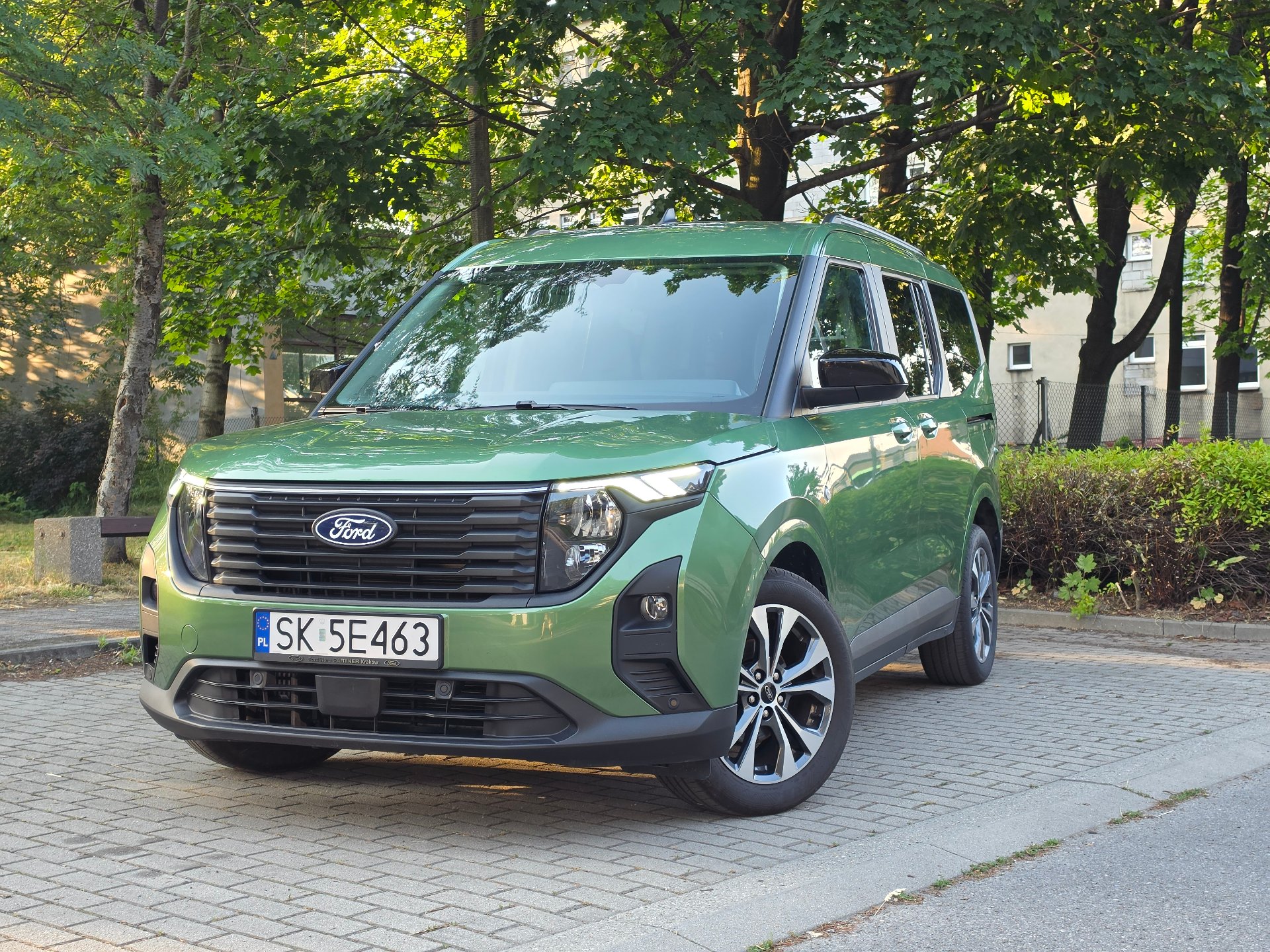Ford Tourneo Courier Titanium - zdjęcie 3